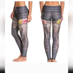 Teeki Gray Love The Elephant Leggings XS